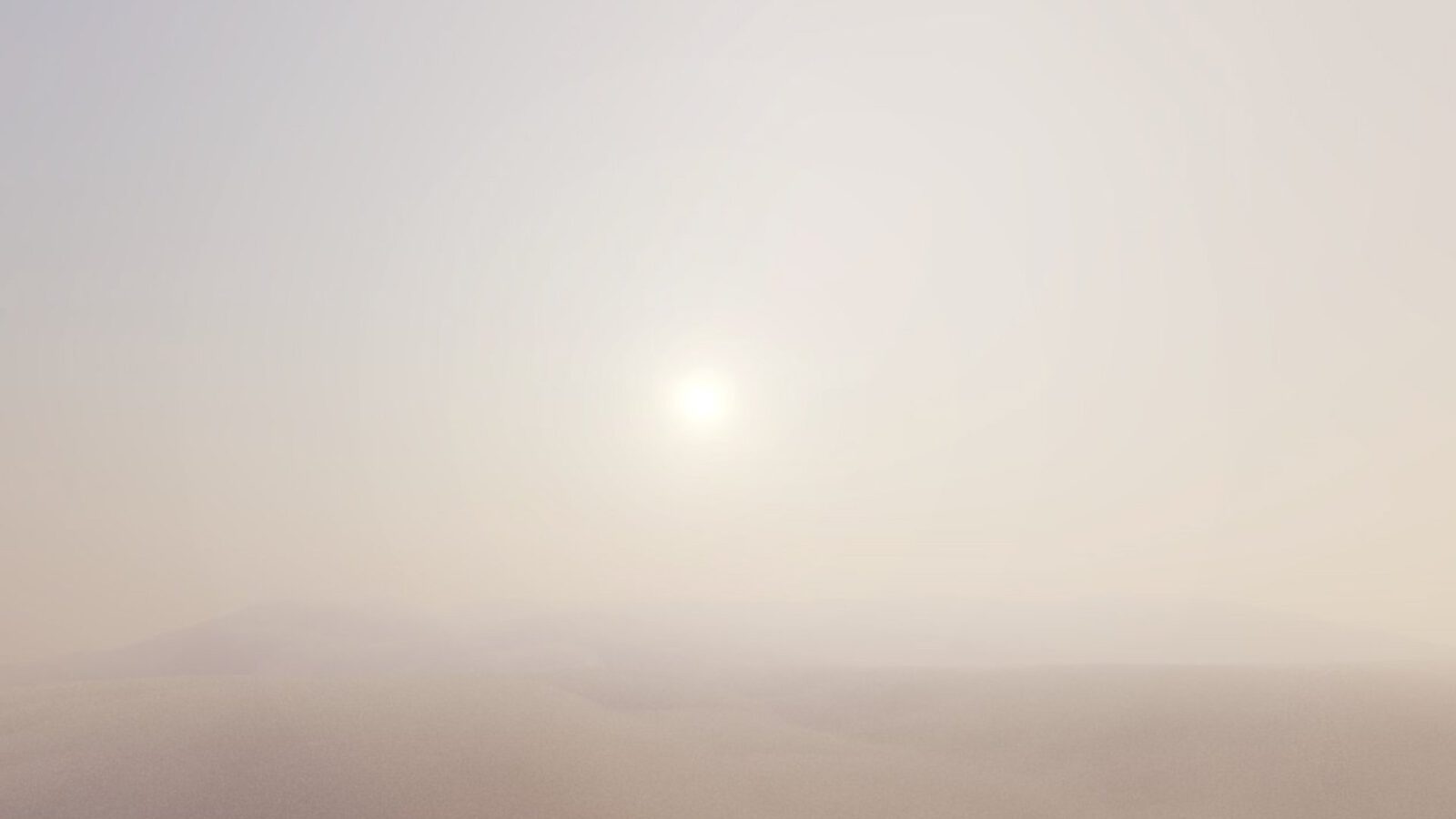 Sonne über Wolkenmeer.